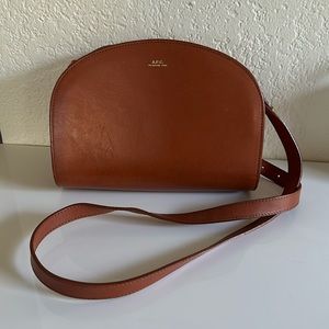 APC Demi lune half moon bag - congac brown